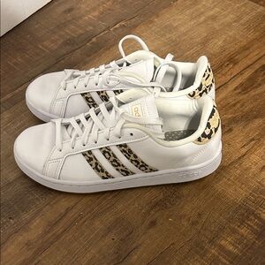 Women’s cheetah adidas